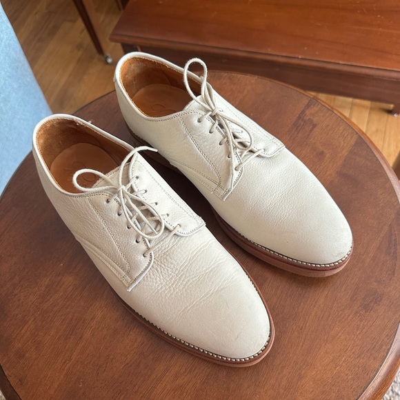 Men’s Brook Brothers bucks, size 10 D, great condition, used, off white color - Picture 2 of 6